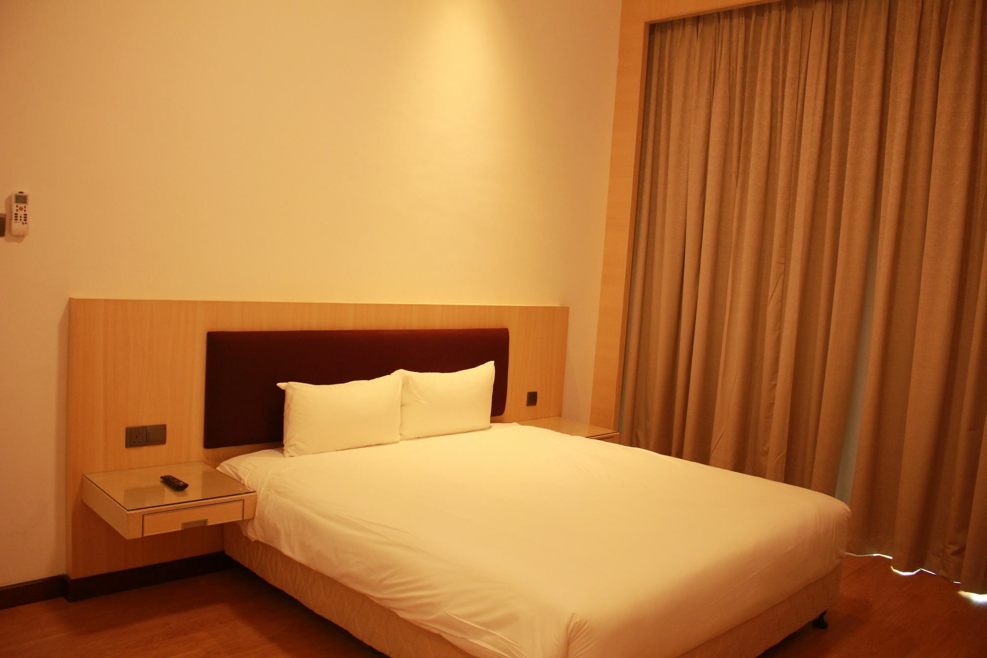 Imperial Suites Serviced Apartment Maong Bazaar Экстерьер фото